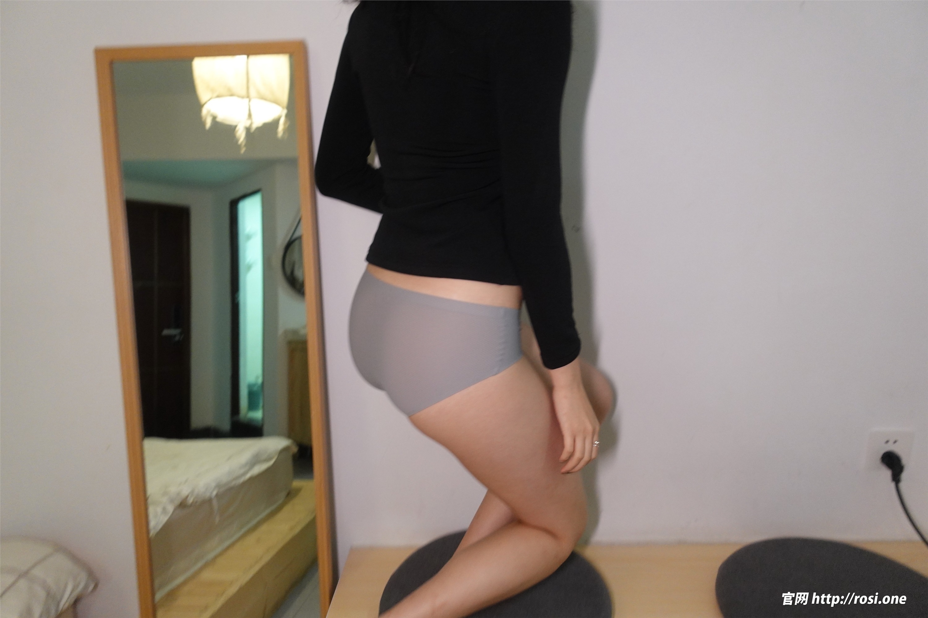 ROSI写真 2022.02.27 NO.3737